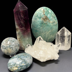 Virgo zodiac crystal collection with moss agate, fluorite, and clear quartz—perfect for grounding and clarity.