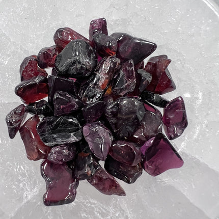 1 ounce Red Garnet Chips - Raven's Cauldron 6 N Sandusky St. Delware, OH 43015