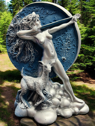 Diana_Moon_Goddess_Statue_Ravens_Cauldron_6_North_Sandusky_Street_Delaware_Ohio_43015