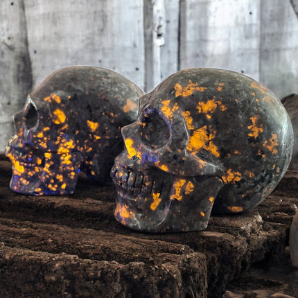 750g Yooperlite crystal skull glowing under UV blacklight – Raven’s Cauldron, 6 N Sandusky St, Delaware, OH 43015