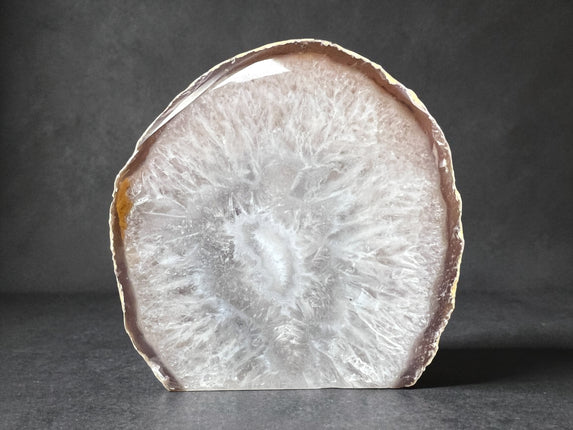 Natural Agate end with cut base standing crystal 395g grounding stone Raven’s Cauldron Delaware Ohio