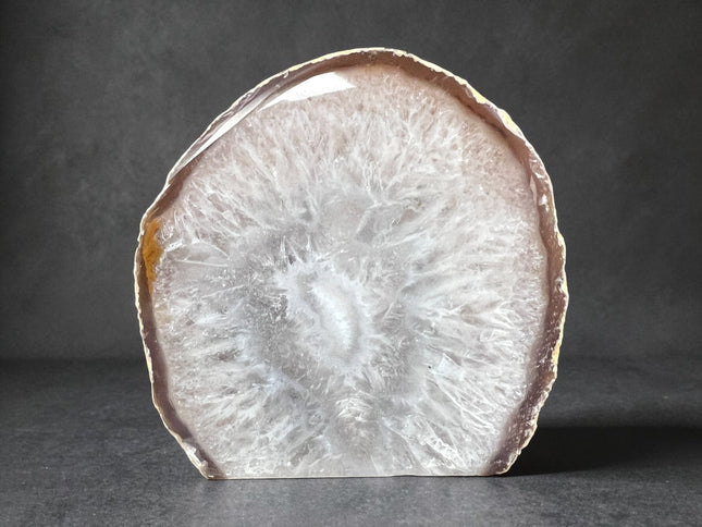 Natural Agate end with cut base standing crystal 395g grounding stone Raven’s Cauldron Delaware Ohio
