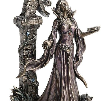 Aradia the Wiccan Queen of Witches Statue by Veronese Design - Raven's Cauldron