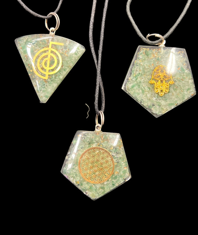 Aventurine_Orgonite_Pendant_Ravens_Cauldron_6_North_Sandusky_Street_Delaware_Ohio_43015