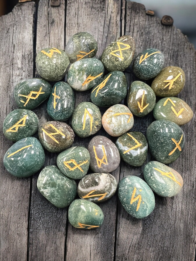 Bloodstone_Rune_Set_Ravens_Cauldron_6_N Sandusky_St _Delaware_OH _43015