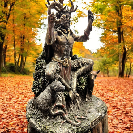 Cernunnos_Statue_Ravens_Cauldron_6_North_Sandusky_Street_Delaware_Ohio_43015