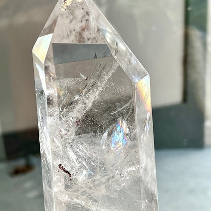 Clear Quartz Crystal Tower, Large Quartz Crystal Obelisk, Rainbow Flash Quartz Crystal Point, Large Clear Quartz Tower, High Quality Quartz - Raven's Cauldron