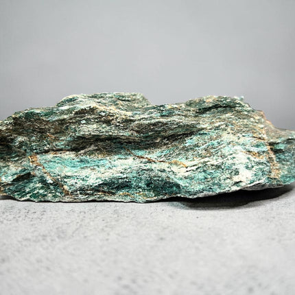 Large natural Fuchsite rough crystal green healing stone 1073 grams Raven’s Cauldron Delaware Ohio