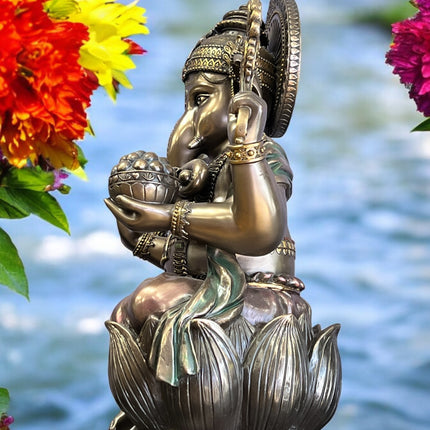 Lord_Ganesha_Statue_Ravens_Cauldron_6_North_Sandusky_Street_Delaware_Ohio_43015