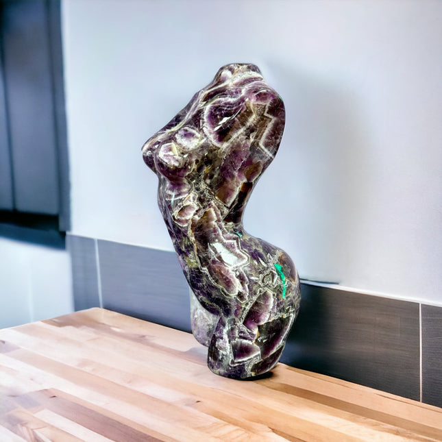Gemstone Female Form - Dream Amethyst / Chevron Amethyst - Raven's Cauldron