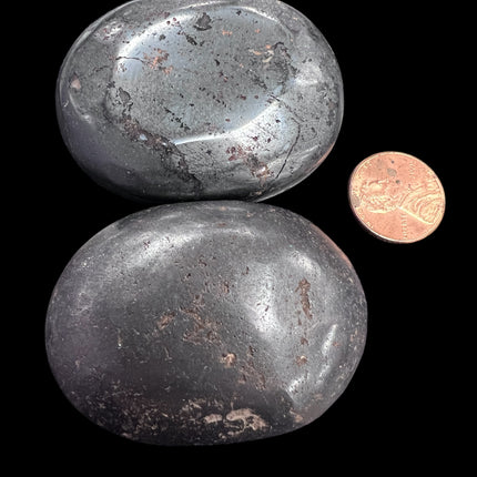 Hematite Palm Stone, Raven's Cauldron, 6 N Sandusky St, Delaware, OH 43015