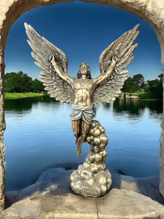 Icarus_Statue_Ravens_Cauldron_6_North_Sandusky_Street_Delaware_Ohio_43015