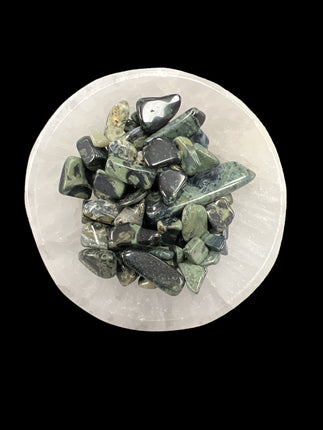 Kambaba_Jasper_Gemstone_Chips_Raven’s_Cauldron_6_North_Sandusky_Street_Delaware_OH_43015