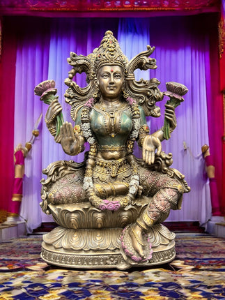 Lakshmi_Statue_Ravens_Cauldron_6_North_Sandusky_Street_Delaware_Ohio_43015