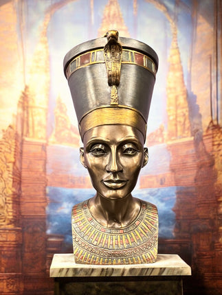 Nefertiti_Box__Statue_Raven’s_Cauldron_6th_North_Sandusky_Street_Delaware_Ohio_43015