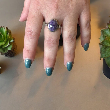 Purple Charoite Ring, Adjustable Silver Anxiety Ring, Crystal Shop Jewelry, Bijoux Charoite - Raven's Cauldron