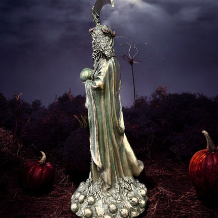 Santa_Muerte_Statue_Raven’s_Cauldron_6th_North_Sandusky_Street_Delaware_Ohio_43015