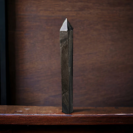 Silver Sheen Obsidian Tower / Obelisk - Raven's Cauldron