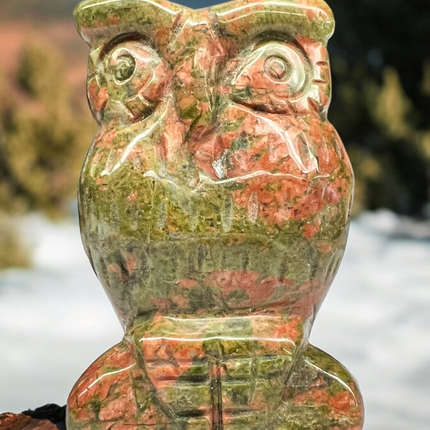 Gemstone_Owl_Carving_Ravens_Cauldron_6_North_Sandusky_Street_Delaware_Ohio_43015