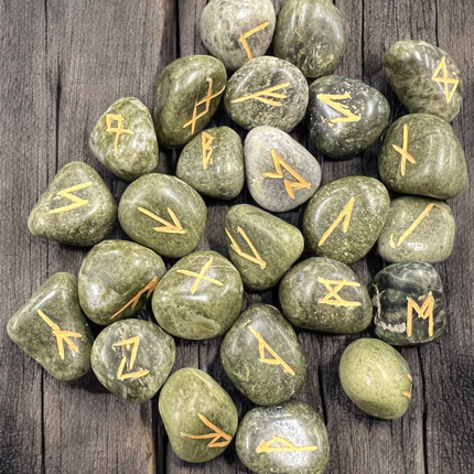 Vesonite_Rune_Set_Ravens_Cauldron_6_N Sandusky_St _Delaware_OH _43015