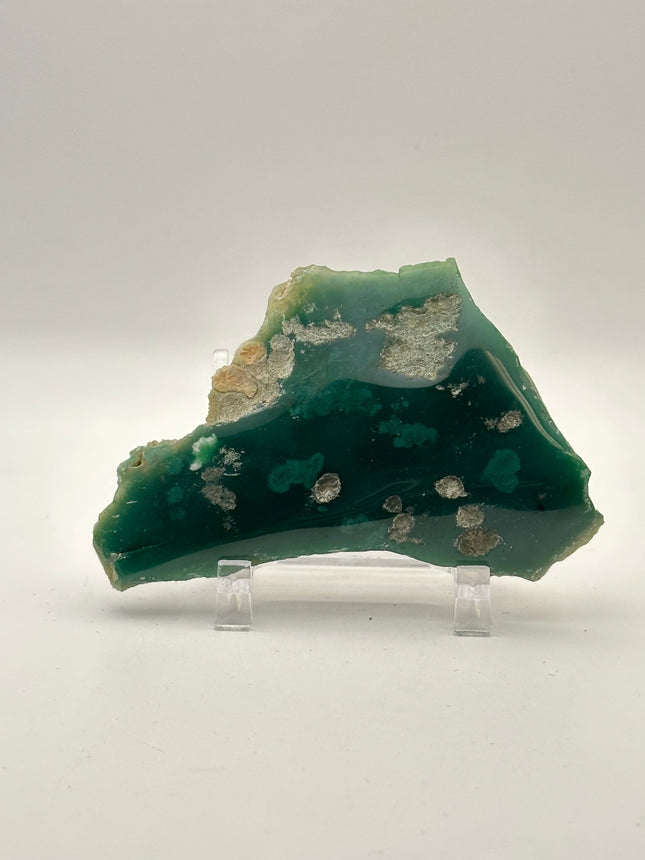 Chrome Chalcedony Emerald Chrysoprase Plate - Raven's Cauldron