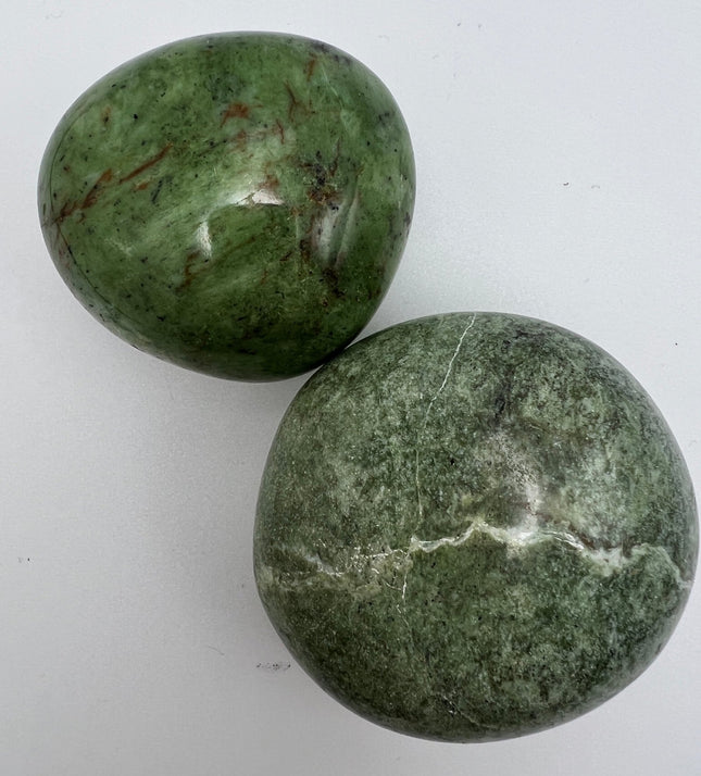 Chrysoprase palm stone - Raven's Cauldron