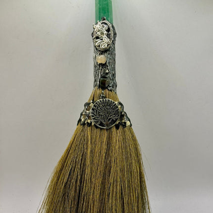 Crystal Broom - Raven's Cauldron