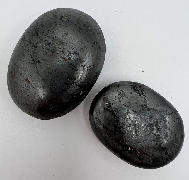 Hematite palm stone - Raven's Cauldron