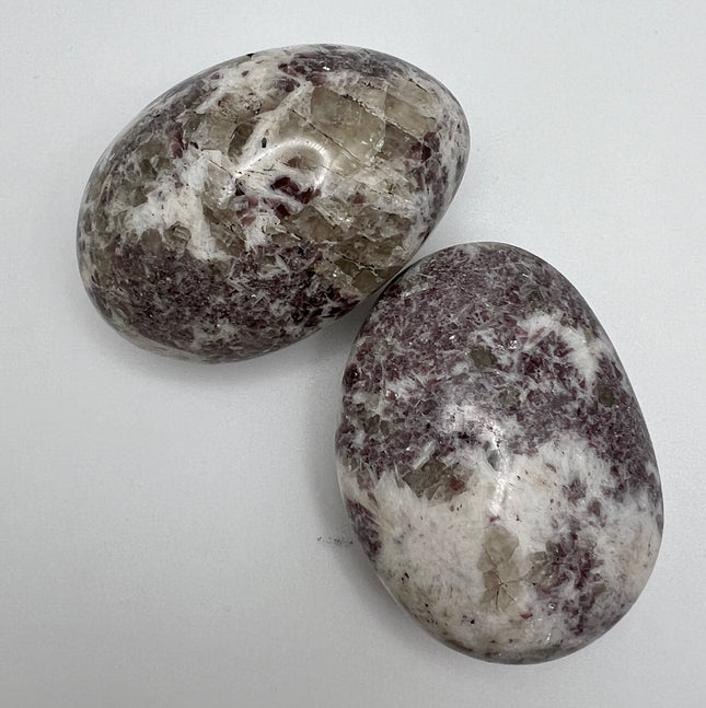 Lepidolite palm stone - Raven's Cauldron