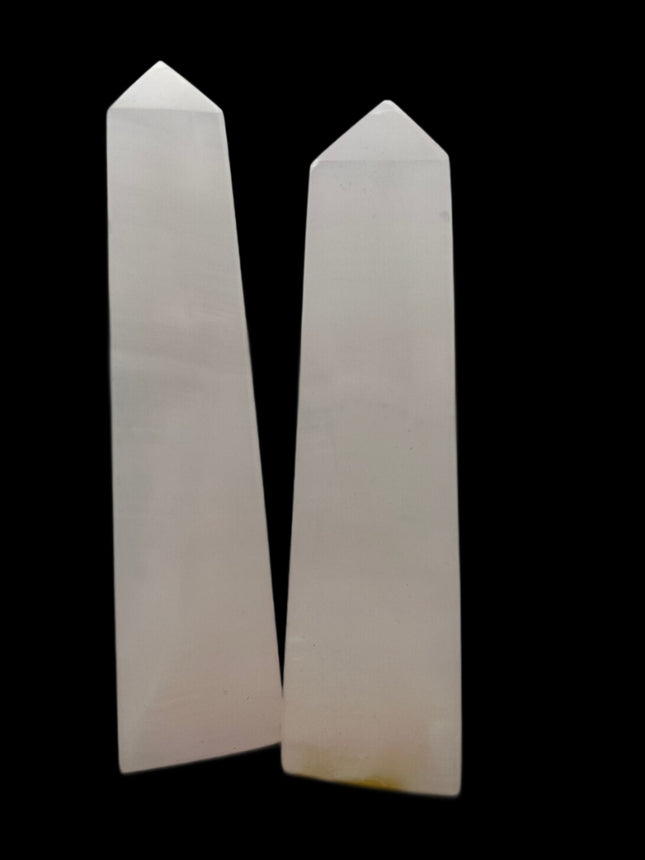 Mangano Calcite Obelisk - Raven's Cauldron