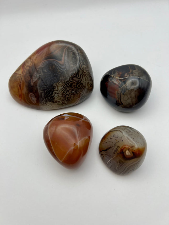 Sardonyx Palm Stone - Raven's Cauldron